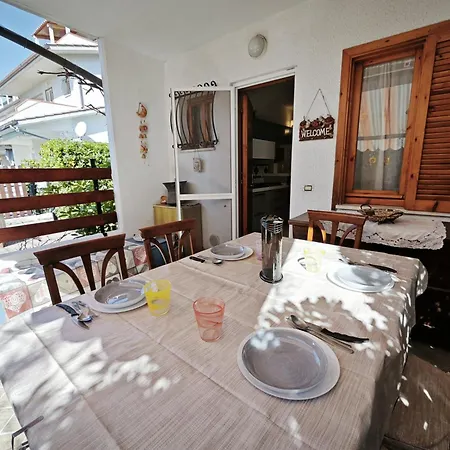 L04 - Con Giardino Apartament