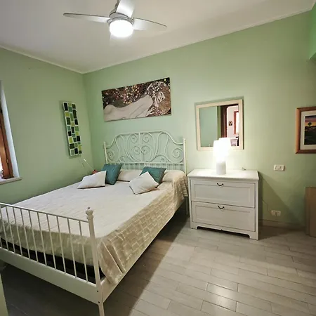 Apartament L04 - Con Giardino *